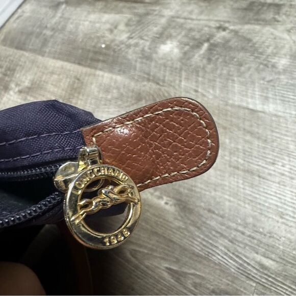 Longchamp Le Pliage Nylon Medium Shoulder Tote in Purple - Picture 6 of 10